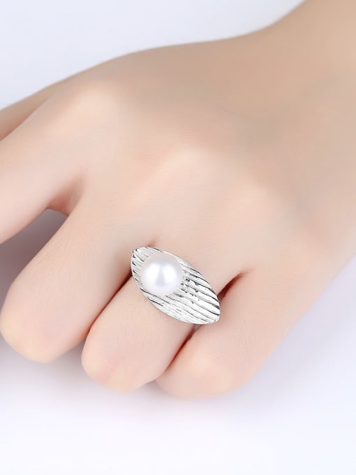 CCUI 925 Sterling Silver Freshwater Pearl White Leaf Trend Band Ring 1
