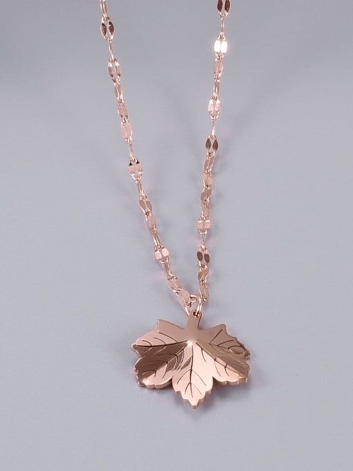 A TEEM Titanium Leaf Classic Choker Necklace