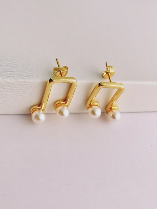 LI MUMU Copper Imitation Pearl White Geometric Minimalist Stud Earring 1