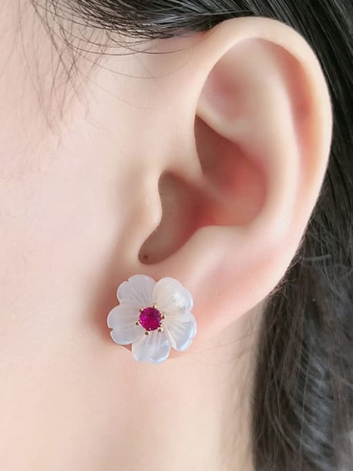 ROSS Copper Shell Flower Trend Stud Earring 1