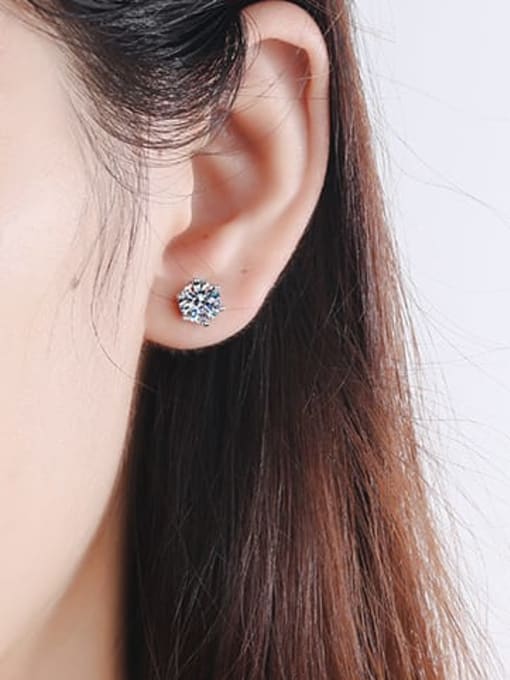 MOISS Sterling Silver Moissanite Flower Dainty Stud Earring 2