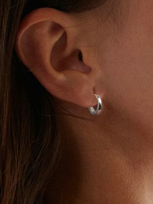 Jare 925 Sterling Silver Geometric Minimalist Huggie Earring 1