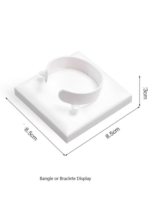 8.5X8.5 Bangle Display Artificial Leather White Classic Jewelry Display