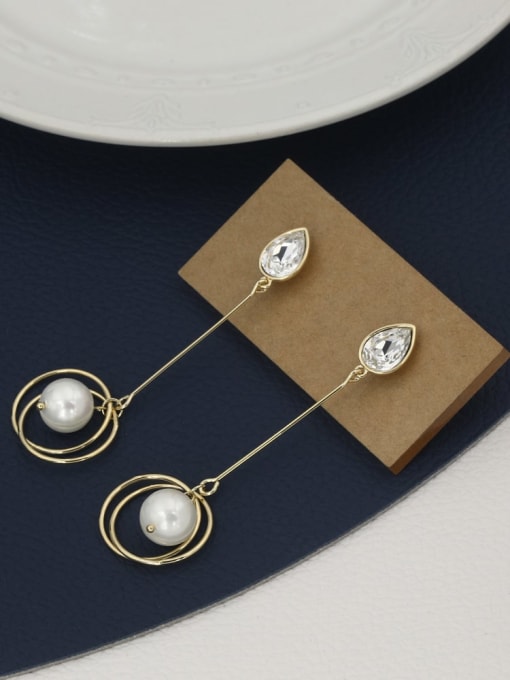 Golden white crystal Brass Imitation Pearl White Round Minimalist Drop Earring
