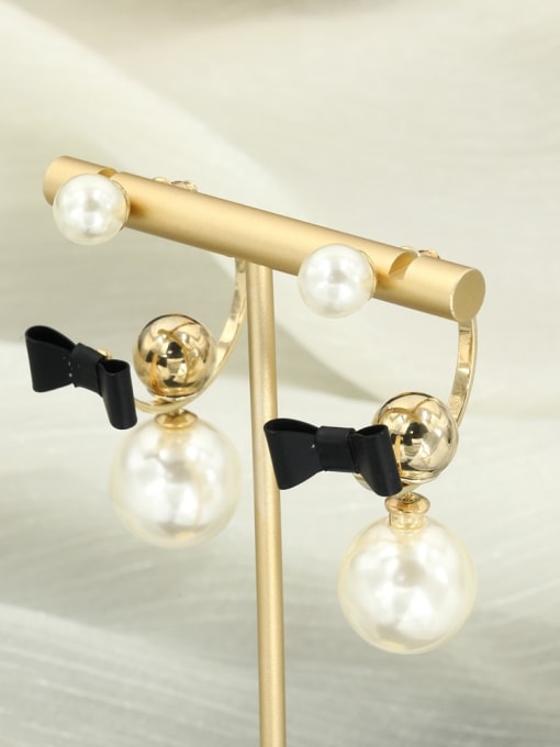 Gold Brass Imitation Pearl White Geometric Classic Drop Earring