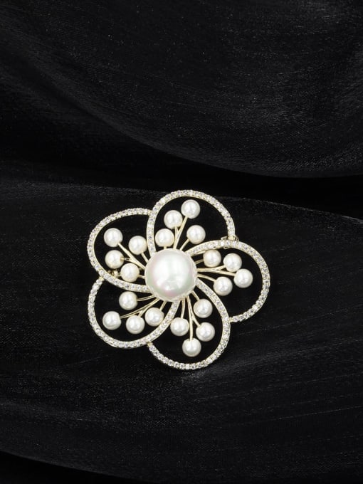 Gold Brass Imitation Pearl White Flower Classic Brooch