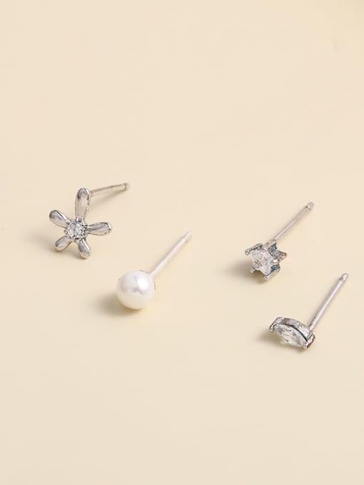 ANI VINNIE 925 Sterling Silver Cubic Zirconia White Geometric Minimalist Stud Earring