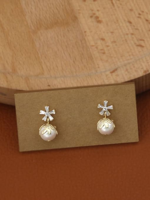 Gold Brass Imitation Pearl White Flower Classic Drop Earring