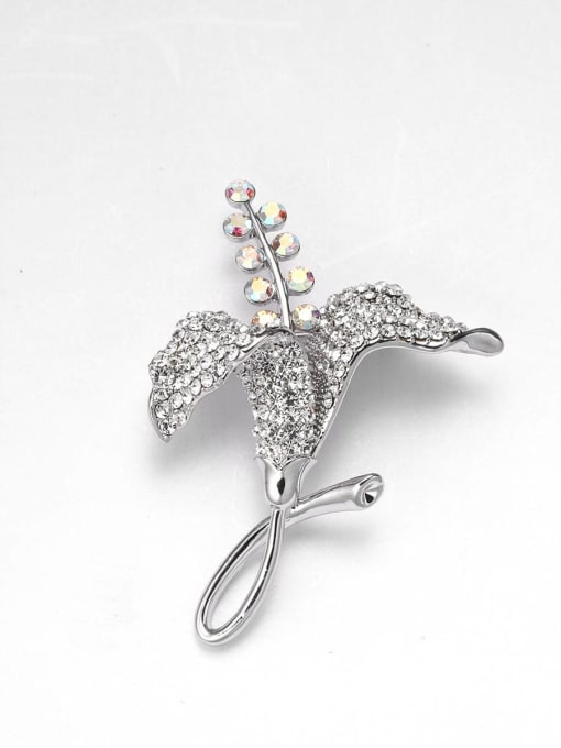 Lin Liang Brass Cubic Zirconia White Flower Minimalist Pins & Brooches 0