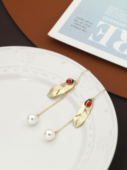 Lin Liang Brass Imitation Pearl White Leaf Minimalist Drop Earring