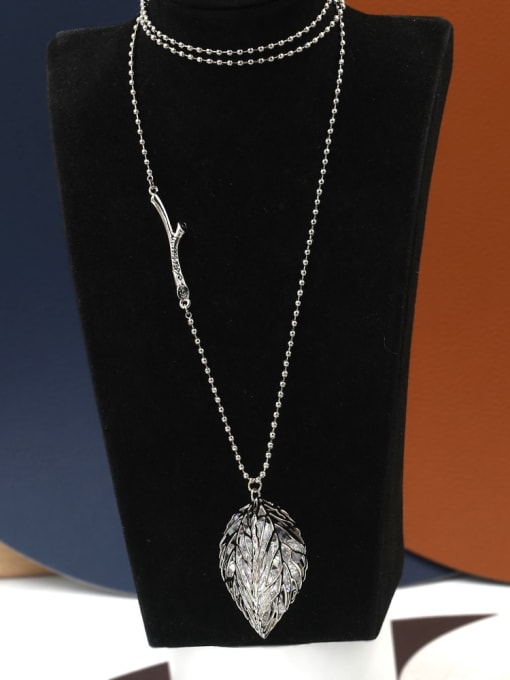 Lin Liang Brass Cubic Zirconia White Leaf Dainty Long Strand Necklace 0