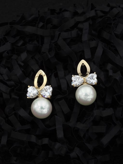 Gold Brass Imitation Pearl White Geometric Classic Stud Earring