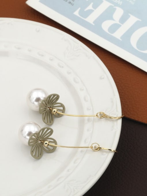 Golden Apricot Flower Brass Imitation Pearl White Geometric Minimalist Drop Earring