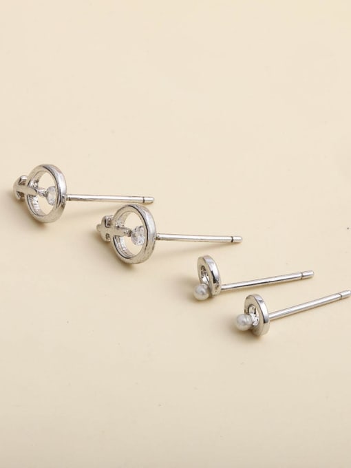 ANI VINNIE 925 Sterling Silver Cubic Zirconia White Geometric Minimalist Stud Earring