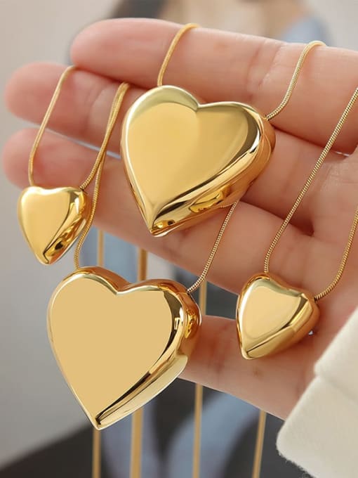 MAKA Titanium Steel Heart Minimalist Necklace 2