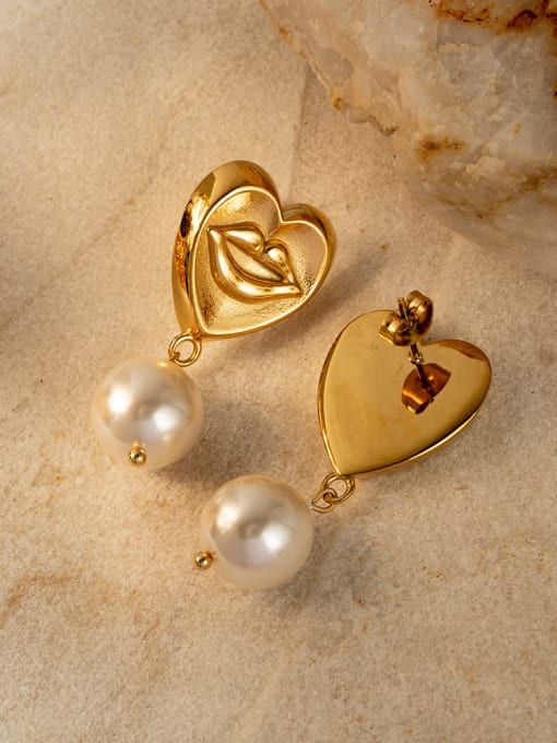 J&D Stainless steel Imitation Pearl Heart Trend Stud Earring 3