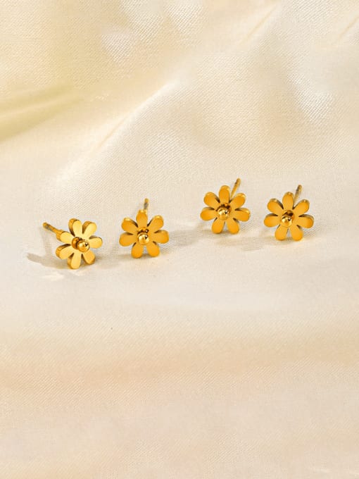Little Daisy Earrings Titanium Steel Flower Minimalist Stud Earring