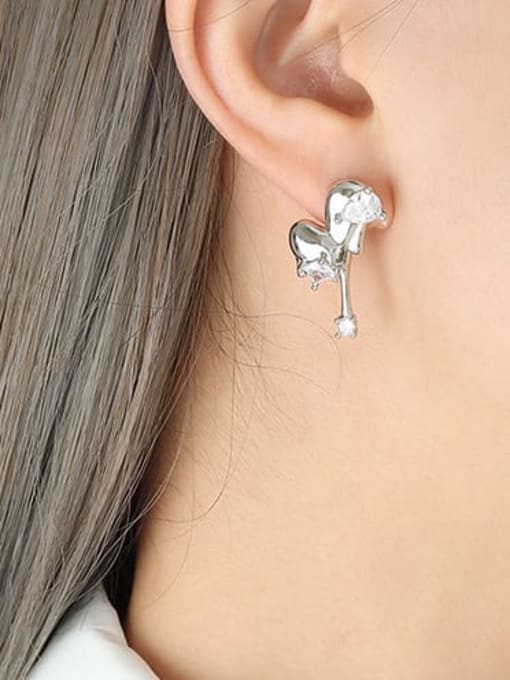 F212 Steel Brass Cubic Zirconia Heart Minimalist Stud Earring