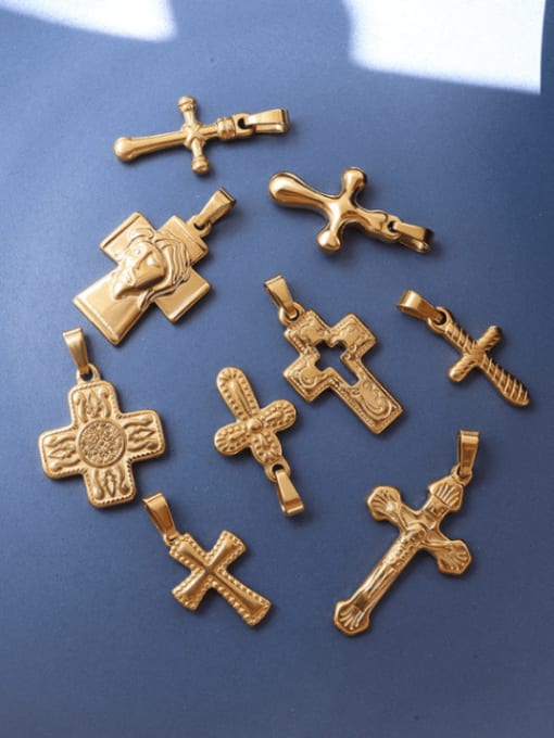 MAKA Titanium 316L Stainless Steel Vintage  Cross Pendant with e-coated waterproof 1