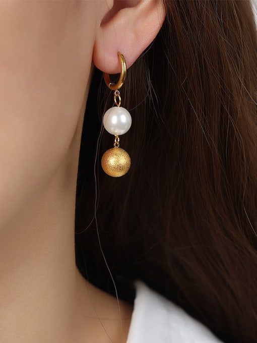F308 round gold earrings 4.3x1.4cm Titanium Steel Imitation Pearl Round Minimalist Huggie Earring