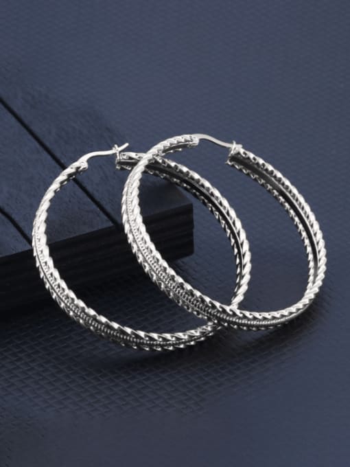 BELII Titanium Steel Twist Geometric Minimalist Hoop Earring 2