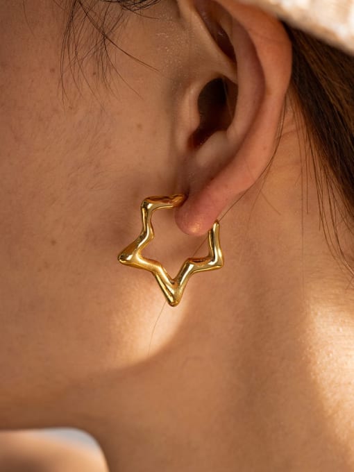 J&D Stainless steel Pentagram Trend Stud Earring 1