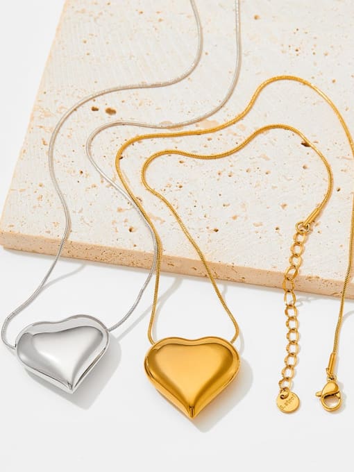 Clioro Stainless steel Heart Trend Necklace 1