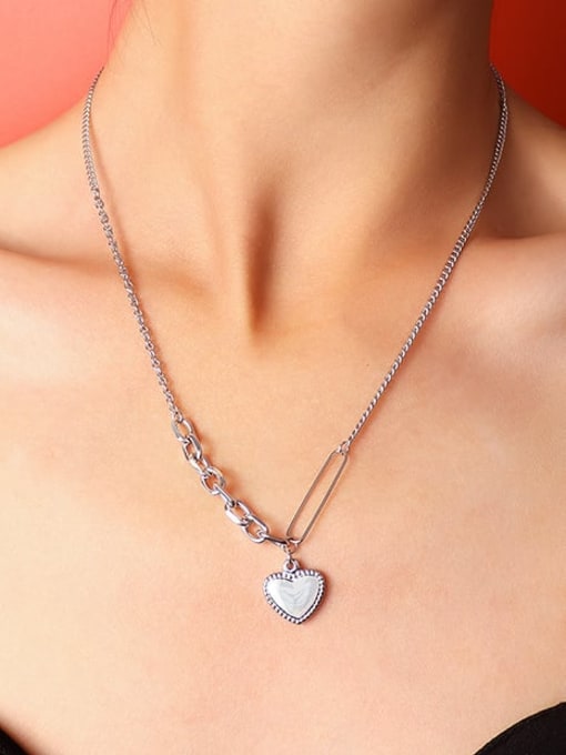 MAKA Titanium 316L Stainless Steel Heart Vintage Necklace with e-coated waterproof 1
