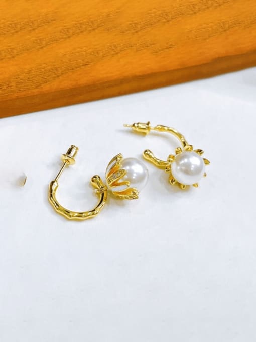 Clioro Brass Imitation Pearl Geometric Vintage Hook Earring 0