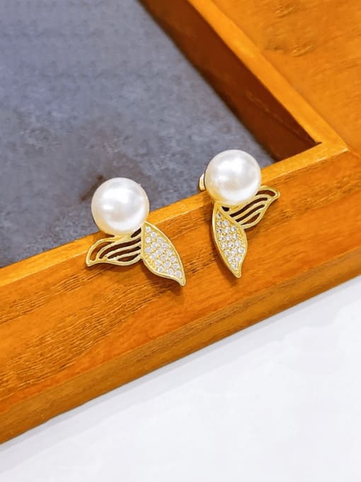 H00778 gold Brass Cubic Zirconia Wing Vintage Stud Earring
