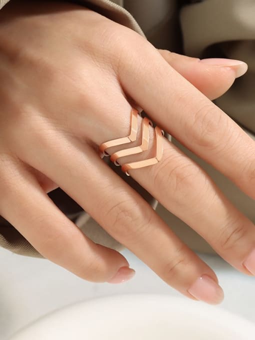 Three layers of pointed rose gold Titanium Steel Geometric Minimalist Stackable Ring