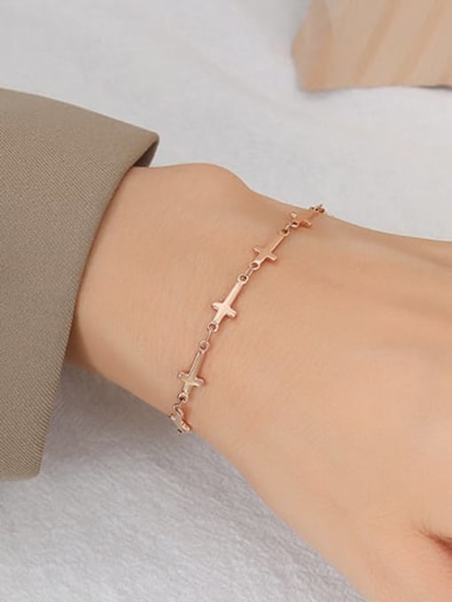 E081 Rose Gold Cross Bracelet Titanium Steel Hollow Chain Cross Trend Link Bracelet