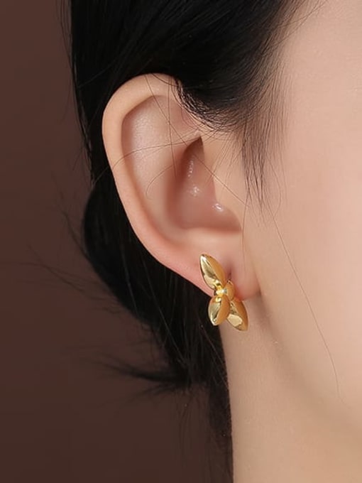 Clioro Brass Cross Minimalist Stud Earring 1