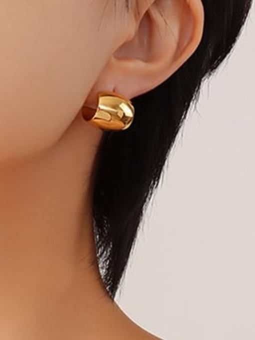 MAKA Titanium Steel Geometric Minimalist Earring 1
