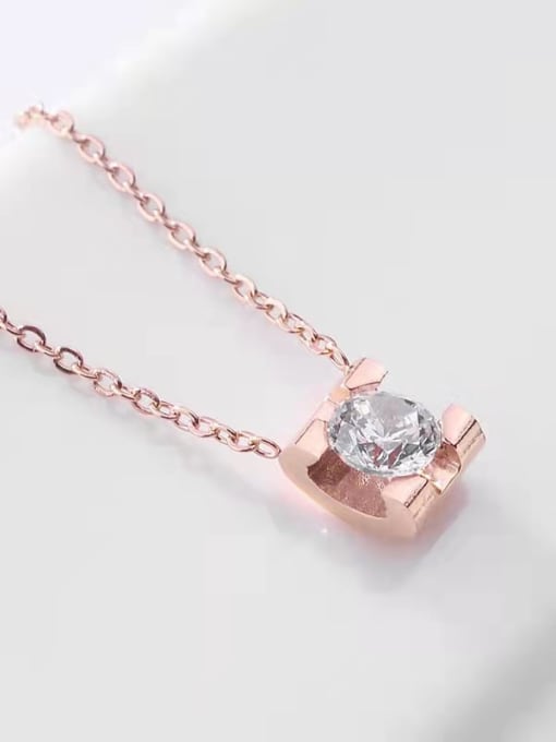 Four claw Single Diamond Rose Gold Titanium Steel Rhinestone Geometric Minimalist Necklace