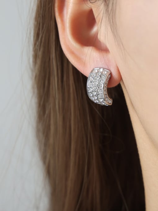 F985 White Czech Diamond Steel Earrings Titanium Steel Cubic Zirconia Geometric Trend Stud Earring