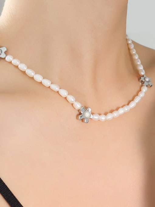 P1387 Steel color necklace 40+ 7cm Titanium Steel Freshwater Pearl Minimalist Flower  Bracelet and Necklace Set