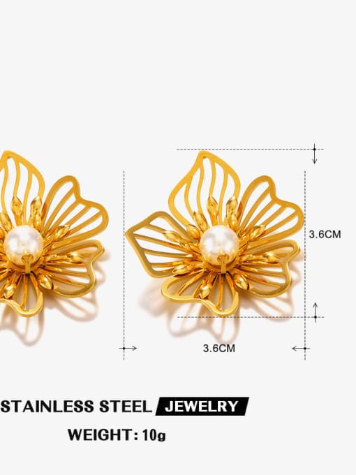 Exquisite flower earrings in gold Stainless steel Freshwater Pearl Flower Trend Stud Earring