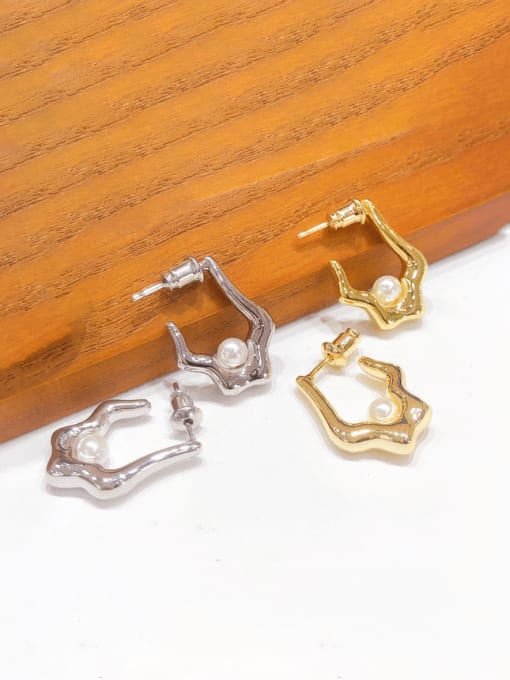 Clioro Brass Imitation Pearl Geometric Vintage Stud Earring 0