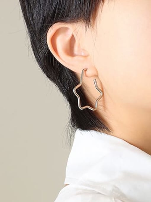 F628 Steel Star Earrings 3.5cm Titanium Steel Five-Pointed Star Minimalist Huggie Earring