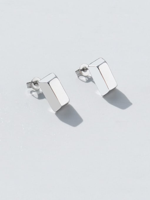 MAKA Titanium 316L Stainless Steel Smooth Geometric Minimalist Stud Earring with e-coated waterproof 2