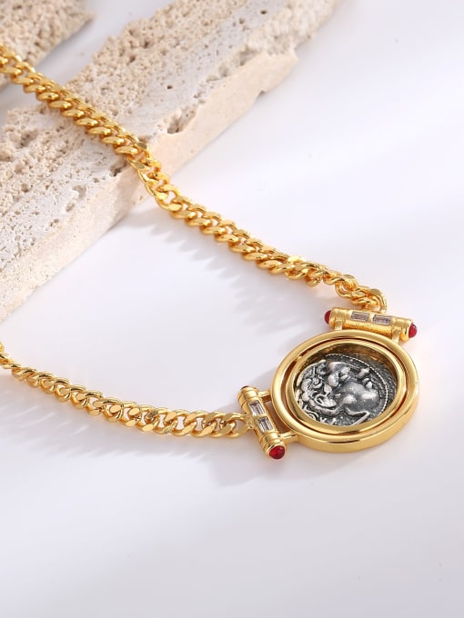 H01650 Brass Round Vintage Necklace