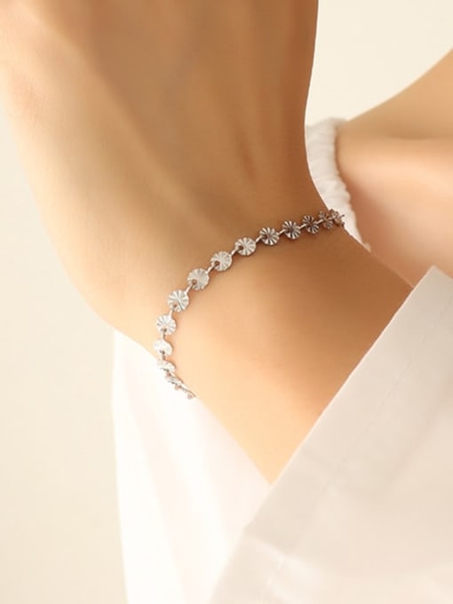Steel bracelet 15+ 5cm Titanium Steel Flower Minimalist Bracelet