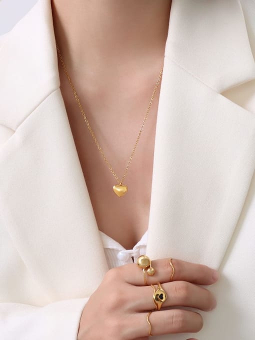 P051 gold peach heart necklace 50 +5cm Titanium Steel Heart Minimalist Necklace