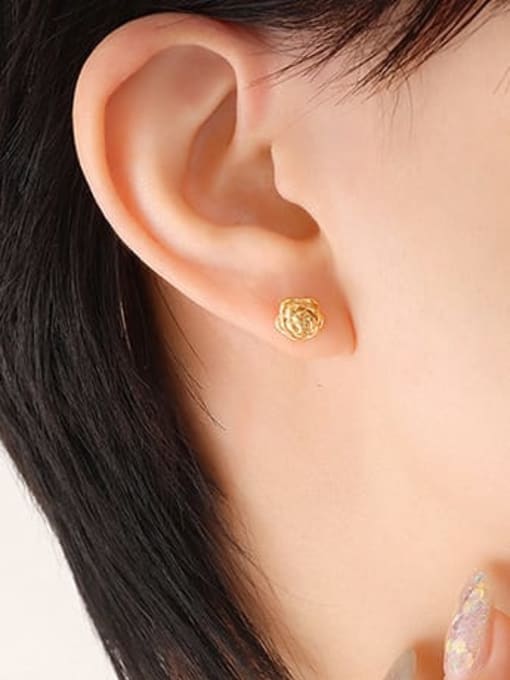 MAKA Titanium Steel Flower Minimalist Stud Earring 1