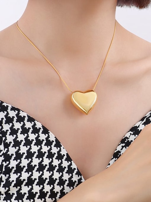 MAKA Titanium Steel Heart Minimalist Necklace 3