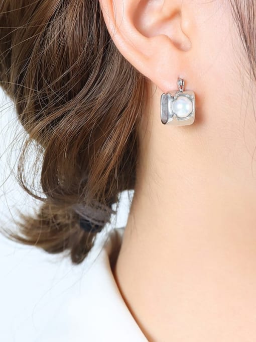 F817 Steel Color Earrings Titanium Steel Imitation Pearl Geometric Trend Stud Earring