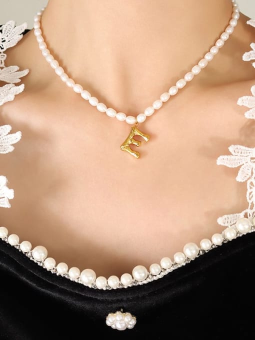 P1238 e-letter gold necklace 36+ 7cm Titanium Steel Freshwater Pearl Letter Hip Hop Necklace