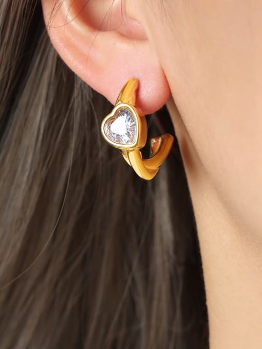 MAKA Titanium Steel Cubic Zirconia Heart Minimalist Stud Earring 1