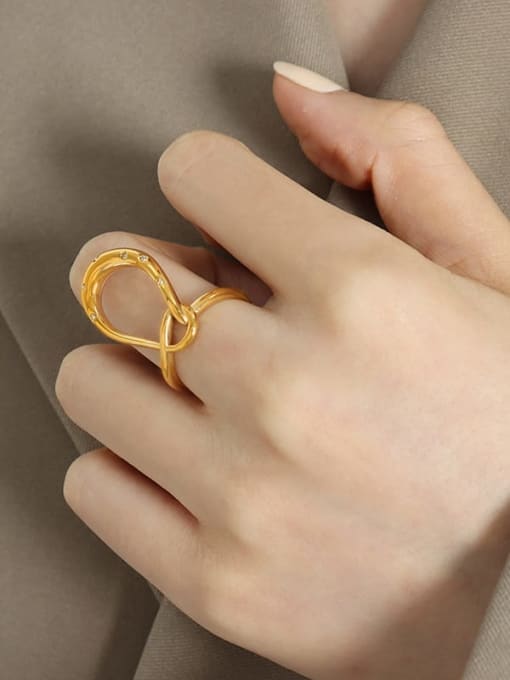 A470 Gold Ring Titanium Steel Rhinestone Geometric Trend Band Ring